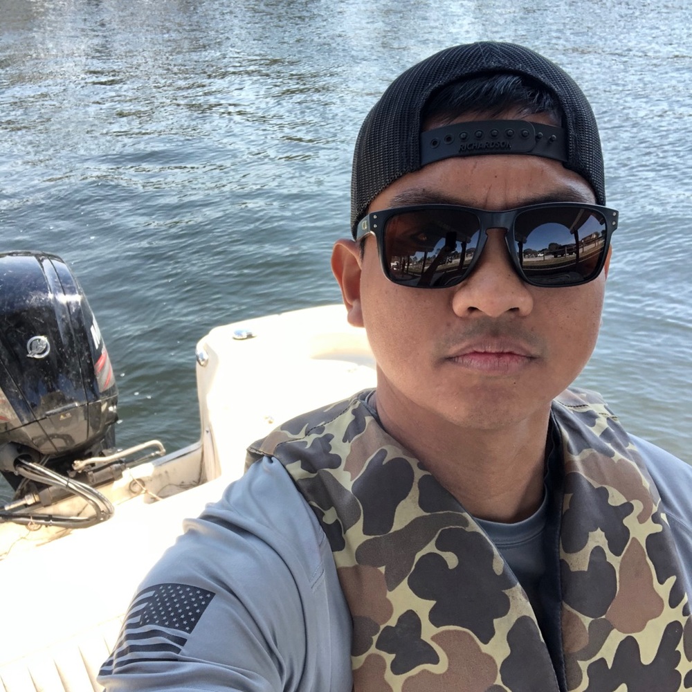 Meet your Posher, Robert